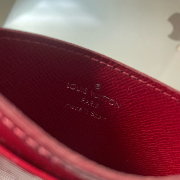 Louis Vuitton Epi Leather card holder - Picture 3 of 3